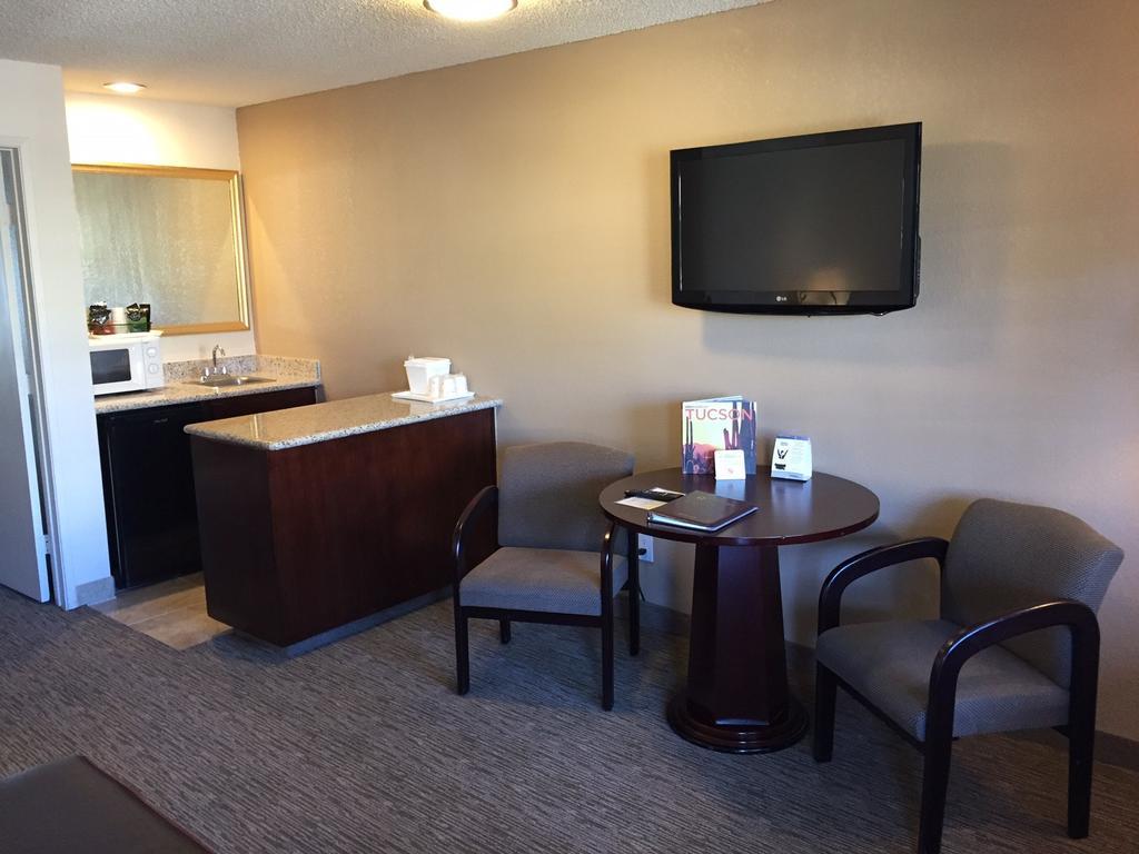 Ramada Tucson East Otel Dış mekan fotoğraf